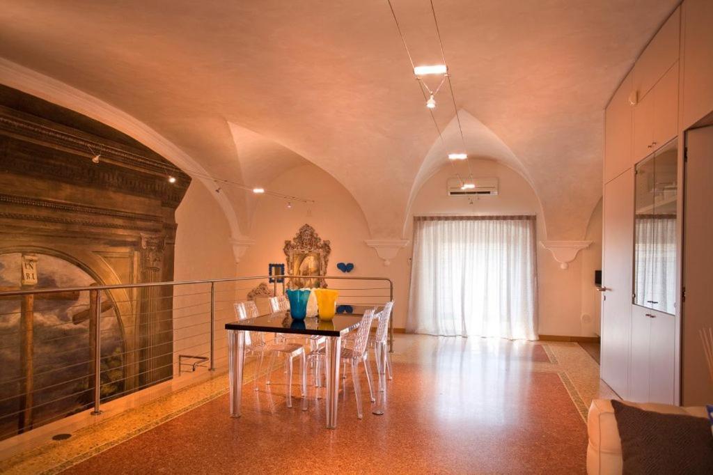 Anfite Luxury Apartment Volto San Luca Верона Экстерьер фото