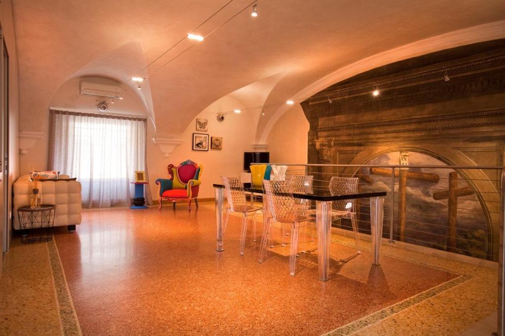Anfite Luxury Apartment Volto San Luca Верона Экстерьер фото