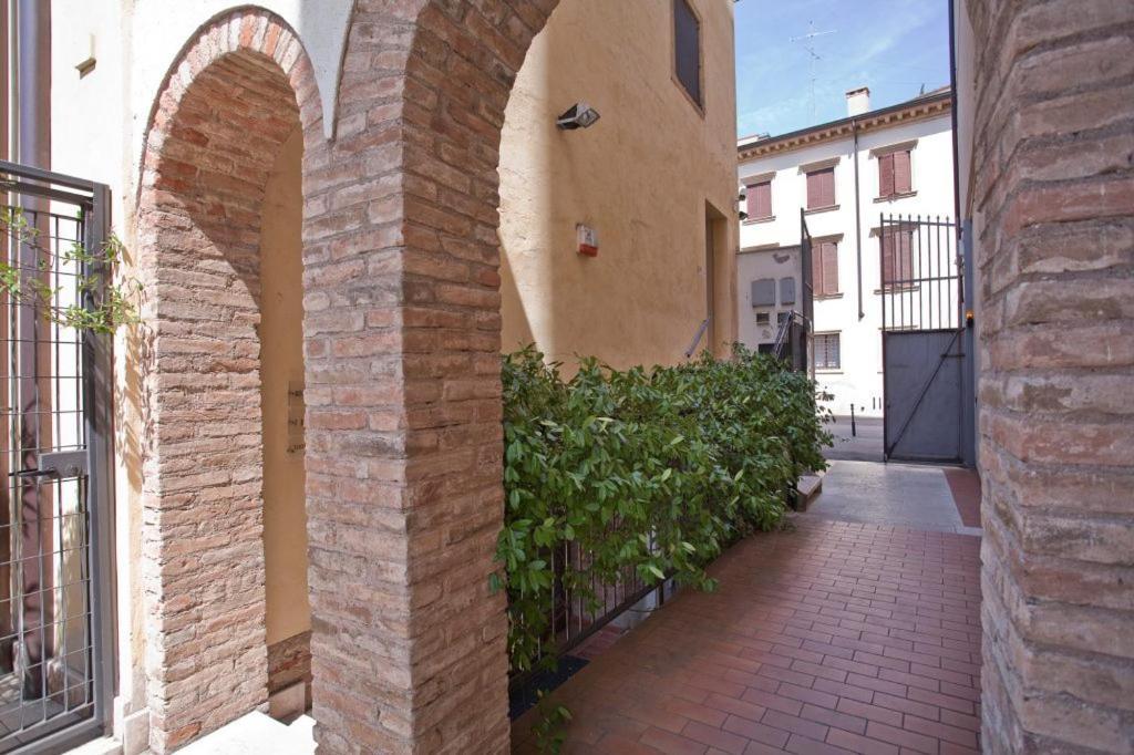 Anfite Luxury Apartment Volto San Luca Верона Экстерьер фото
